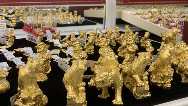 Giá vàng hôm nay 11/6: Vàng SJC đứng mốc 68 triệu mua vào