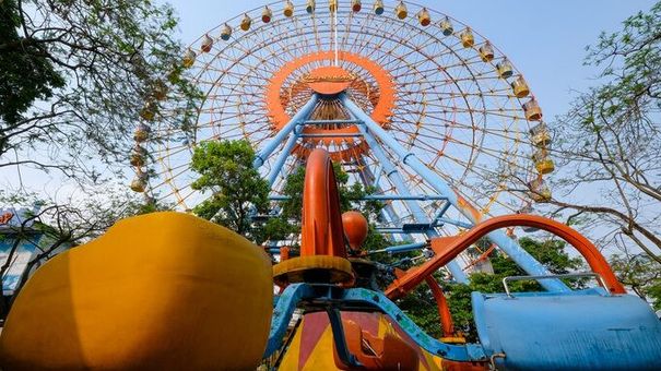 Hà Nội: Vòng đu quay khổng lồ ở công viên nước Hồ Tây 