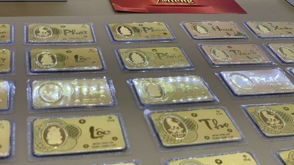 Giá vàng hôm nay 20/6: Vàng SJC chênh lệch 800.000 đồng
