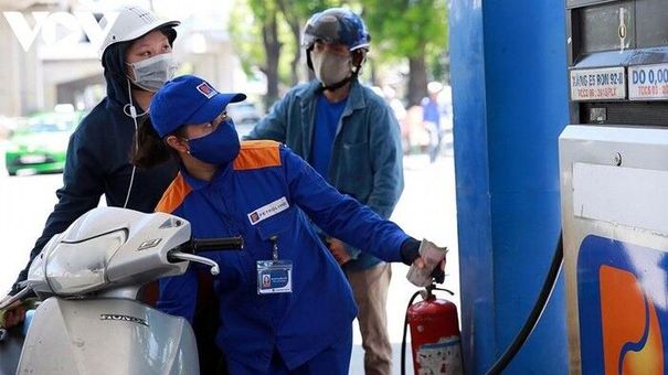 Giá xăng có thể giảm trong vài ngày tới?