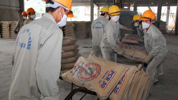 Vì sao giá xi măng tăng từ 55.000 - 80.000 đồng/tấn?