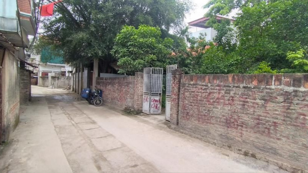 Một người dân đứng trước nguy cơ thiệt hại gần 5 tỷ đồng vì cách Ngân hàng VIB đấu giá đất