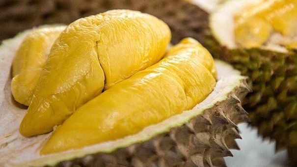 Sầu riêng rớt giá quá nửa, rẻ hiếm có chỉ hơn 60 nghìn/kg
