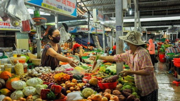 Thế giới quay cuồng lạm phát, người dân “sấp ngửa” với cơm áo gạo tiền