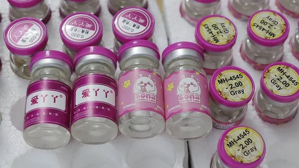 Hà Nội: Triệt phá cơ sở “thay tên đổi họ” kính áp tròng Trung Quốc thành hàng “Korea”, giá siêu rẻ