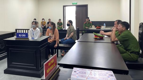 Hà Nội: Tổng án tù 18 năm tù cho 4 đối tượng buôn bán, vận chuyển trái phép gần 1 tấn vảy tê tê châu Phi
