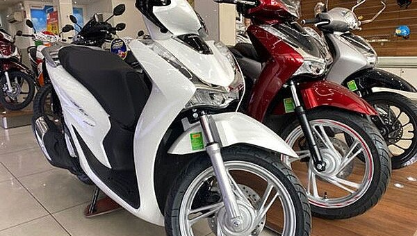 Số xe máy bán ra tại thị trường Việt Nam giảm 1,79%