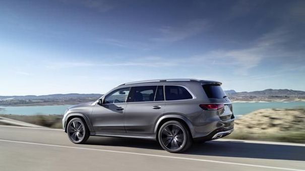 Thu hồi Mercdes-Benz GLS vì lỗi cảm biến túi khí