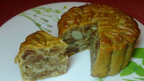 Chưa đến Trung thu, buôn lậu bánh trung thu đã rục rịch 