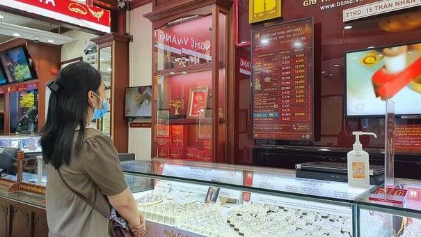 Giá vàng hôm nay 20/7: Vàng SJC có xuống 60 triệu đồng/lượng?