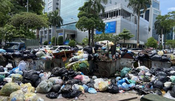 Từ 25/8, hộ dân không phân loại rác bị phạt đến một triệu đồng