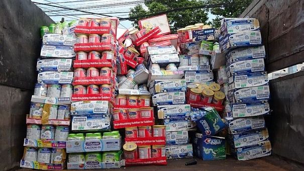 Long An: Tiêu hủy lô sữa và thực phẩm chức năng có giá trị lên đến hàng tỷ đồng