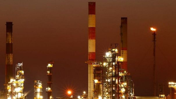 Giá xăng dầu hôm nay 4/7: Giảm nhẹ do G7 áp trần giá dầu Nga