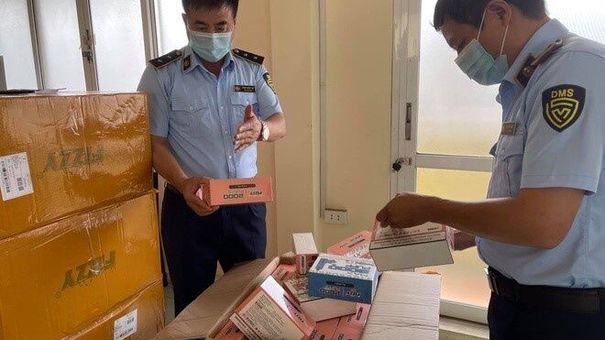 ‘Tiền mất tật mang’ với thuốc lá điện tử nhập lậu