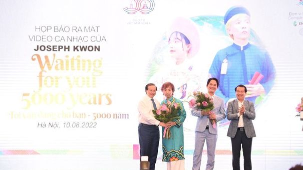 Ca sĩ Hàn Quốc Joseph Kwon tung 2 MV quảng bá du lịch Việt Nam