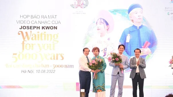 Ca sĩ Hàn Quốc Joseph Kwon tung 2 MV quảng bá du lịch Việt Nam