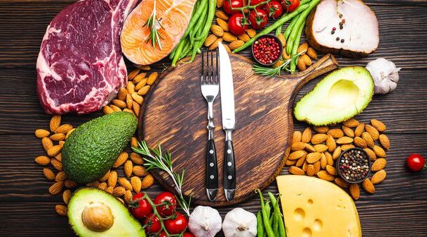 Nhiều người cao tuổi bị đái tháo đường dễ mất cơ và té ngã do cắt giảm thành phần này trong bữa ăn