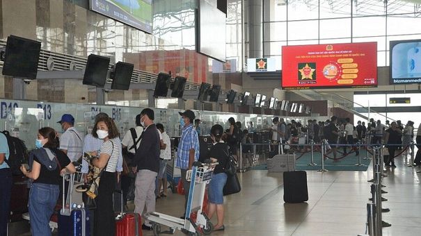 Các hãng hàng không chính thức mở bán vé máy bay Tết