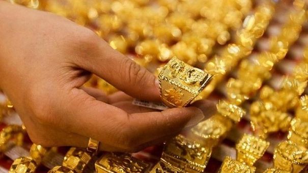 Giá vàng hôm nay 24/8: Vàng 9999 tăng 50 nghìn đồng