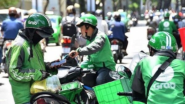 Khách hàng nghi ứng dụng Grab “tận thu”, không minh bạch giá phí
