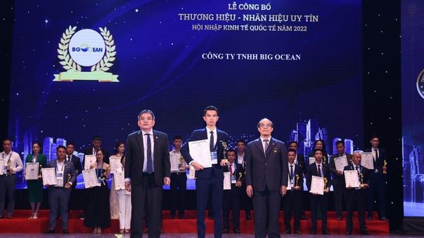 Belly Slim đón nhận danh hiệu “Top 10 thương hiệu – nhãn hiệu uy tín hội nhập kinh tế quốc tế năm 2022”