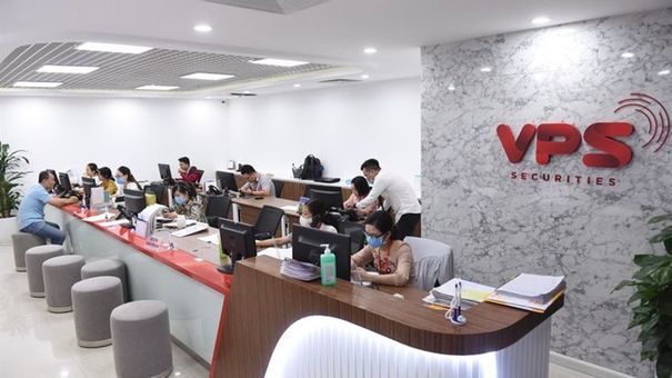 VPS bị xử phạt vì cho vay margin quá sức mua và nhân viên chưa có chứng chỉ hành nghề