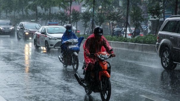 Dự báo thời tiết ngày 21/9/2022: Hà Nội có mưa vừa, có nơi mưa to và dông