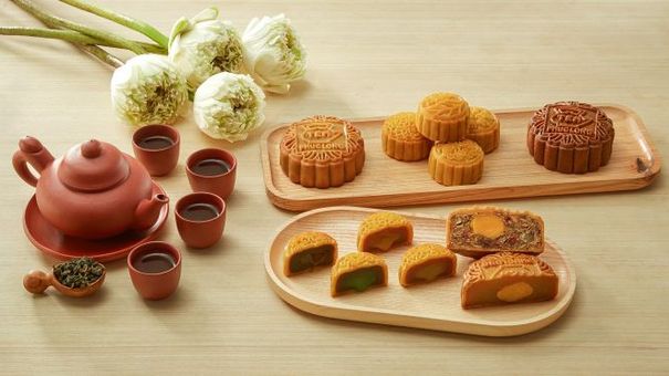 Phúc Long lần đầu ra mắt 4 vị bánh hoàng kim lava cà phê và trà chảy độc đáo