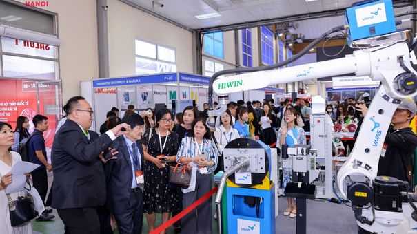 Khai mạc Triển lãm và Hội thảo Quốc tế lần thứ 9 về Cơ khí chính xác và Sản xuất chế tạo - MTA HANOI 2023