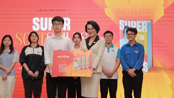 Ra mắt cuốn sách sách “Super Soft Skills - 25 bí quyết vàng trong phỏng vấn tuyển dụng