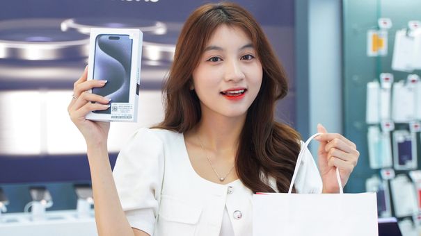 Người Việt chi nghìn tỷ mua iPhone 15 trong ngày mở bán