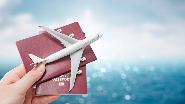 Du lịch trong kỳ nghỉ lễ, mua vé máy bay thời điểm nào tốt nhất?