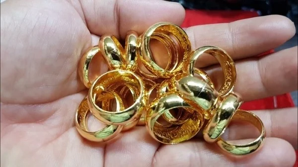 Lợi nhuận từ nắm giữ vàng nhẫn cao gấp đôi so với vàng miếng SJC