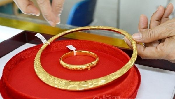 Giá vàng hôm nay 21/11/2023: Giá vàng 9999, SJC, 24K, Mi Hồng, PNJ, DOJI nối đà tăng nhẹ