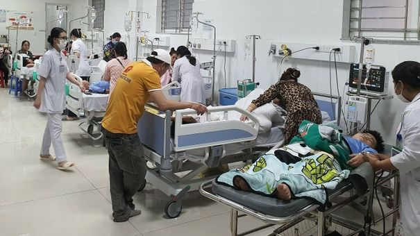 Do Ăn Thịt Kho Nhiễm Khuẩn, 97 Học Sinh Phải Nhập Viện