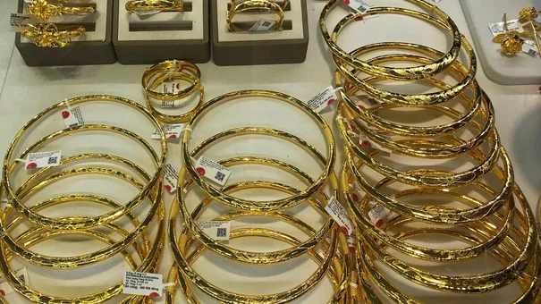 Giá vàng SJC cán mức cao nhất lịch sử: 74,5 triệu đồng/ lượng