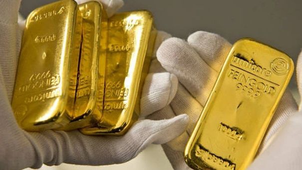 Mua Vàng Hay Gửi Tiết Kiệm Để Tích Lũy Lâu Dài?
