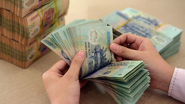 2 Ngân Hàng Lớn Ra Quyết Định Giảm Lãi Suất Huy Động