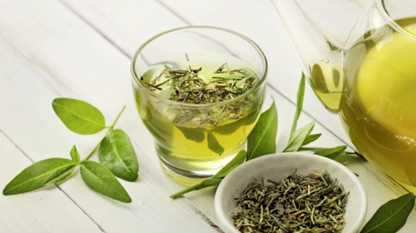 3 lý do bạn nên uống trà xanh hàng ngày