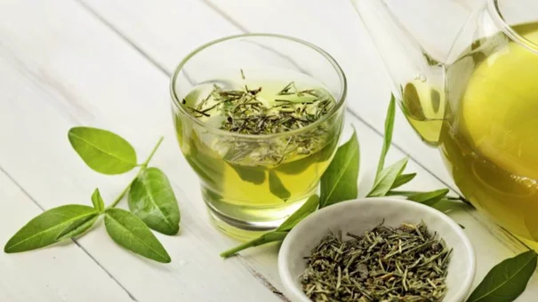 3 lý do bạn nên uống trà xanh hàng ngày