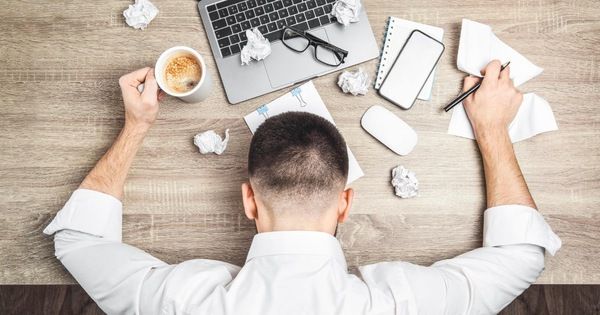 Những Dấu Hiệu Bạn Đang Thực Sự Kiệt Sức Và Áp Lực
