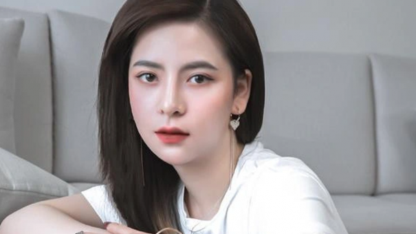Đột kích kho hàng của Mailystyle, hot girl livestream chốt nghìn đơn/ngày