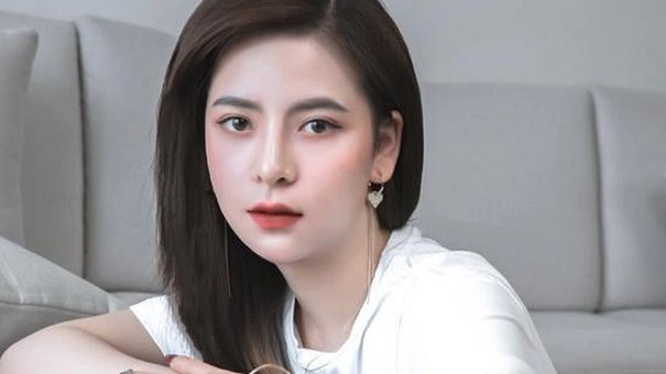 Đột kích kho hàng của Mailystyle, hot girl livestream chốt nghìn đơn/ngày