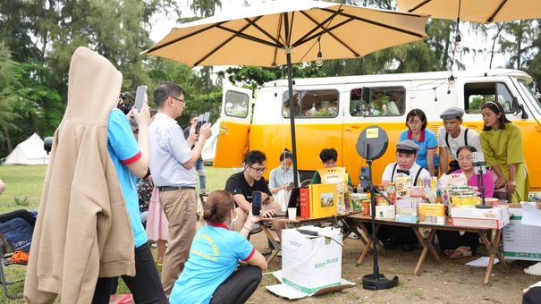 Người Việt chi 32.000 tỷ đồng mua hàng trên Shopee, Tiktok Shop, Lazada, Tiki