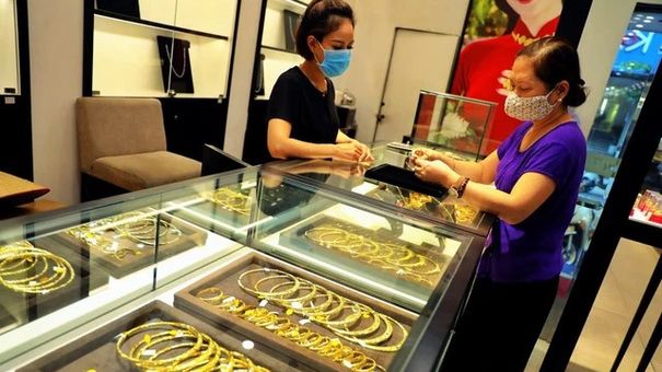 Giá vàng trong nước hôm nay giảm nhẹ, giá vàng SJC còn 74,12 triệu đồng/lượng