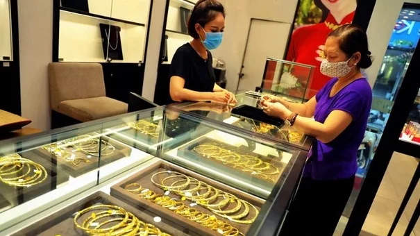 Giá vàng trong nước hôm nay giảm nhẹ, giá vàng SJC còn 74,12 triệu đồng/lượng