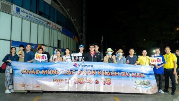 Hơn 10.000 khách du lịch Vietravel khởi hành trong ngày đầu tiên của dịp lễ
