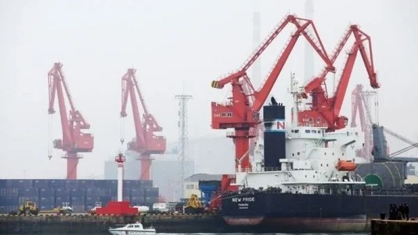 Giá xăng dầu hôm nay 12/5: Giá dầu lao dốc