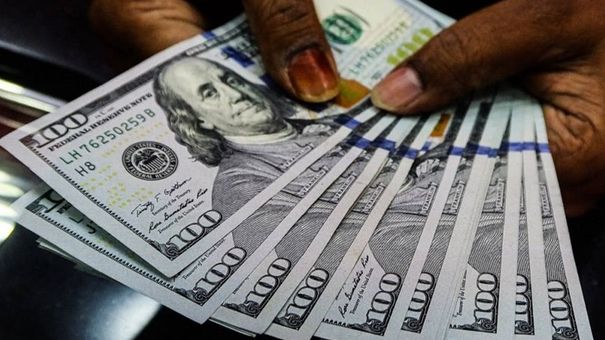 Tỷ giá ngoại tệ hôm nay 3/5: Đồng USD quay đầu giảm, mất mốc 102