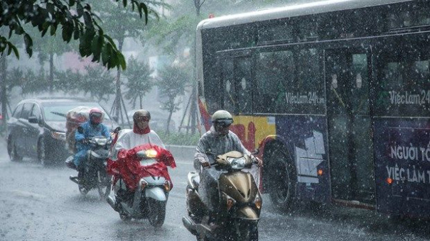 Dự báo thời tiết đêm 7/5 và ngày 8/5/2023: Hà Nội mưa rào và có dông